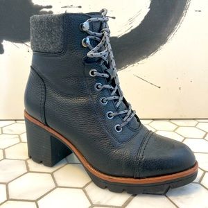 Naturalizer Varuna Waterproof boots